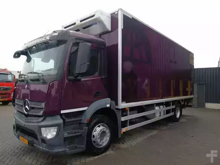 Camión 2014 Mercedes-Benz Antos 1924 + EURO 6 + LIFT + KONVEKTA ELECTRIC SOLAR (2)