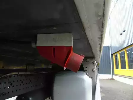 Camión 2014 Mercedes-Benz Antos 1924 + EURO 6 + LIFT + KONVEKTA ELECTRIC SOLAR (4)