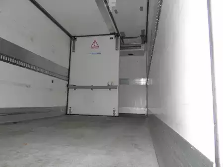 Camión 2014 Mercedes-Benz Antos 1924 + EURO 6 + LIFT + KONVEKTA ELECTRIC SOLAR (5)