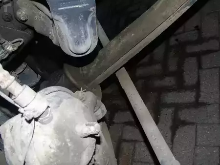 Náklaďák 2007 Renault Kerax 410DXI + 8X4 + MANUAL + SPRING (20)