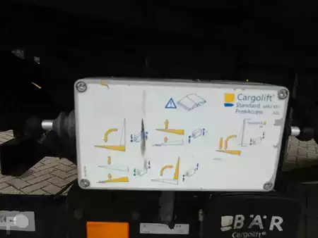 Camión 2013 Mercedes-Benz Antos 1924 + EURO 6 + CARRIER 950 MT (17)