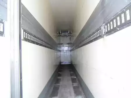 Camión 2013 Mercedes-Benz Antos 1924 + EURO 6 + CARRIER 950 MT (20)