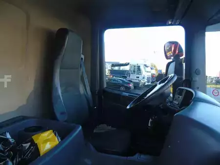 Kamion 2012 Scania P230 + carrier supra 950 + euro 5 + lift (14)