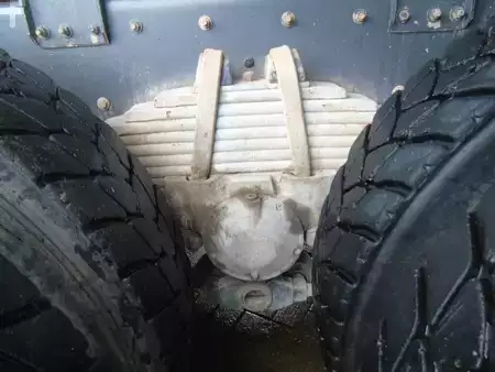 Náklaďák 2006 Renault Kerax 420 DCI + MANUAL + SPRING + 6X4 + PERFECT (4)