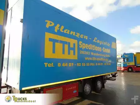 Traileri 2009 Schmitz Cargobull 2 AXLE + CARRIER + DHOLLANDIA LOADLIFT (1)