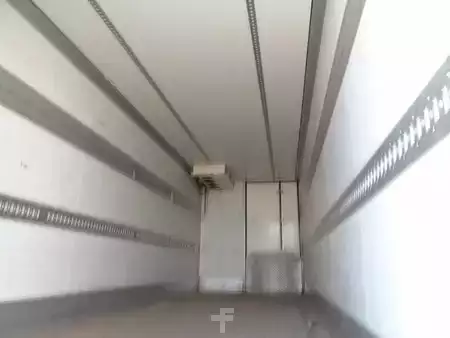 Traileri 2009 Schmitz Cargobull 2 AXLE + CARRIER + DHOLLANDIA LOADLIFT (11)