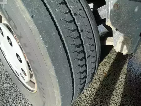 Traileri 2009 Schmitz Cargobull 2 AXLE + CARRIER + DHOLLANDIA LOADLIFT (16)