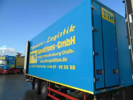 Traileri 2009 Schmitz Cargobull 2 AXLE + CARRIER + DHOLLANDIA LOADLIFT (18)