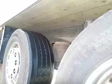 Traileri 2009 Schmitz Cargobull 2 AXLE + CARRIER + DHOLLANDIA LOADLIFT (7)