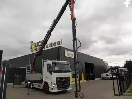 Kuorma-auto 2014 Volvo FH 500 8x4 + PALFINGER PK 34002   6x extension +JIB  3x extensio (4)