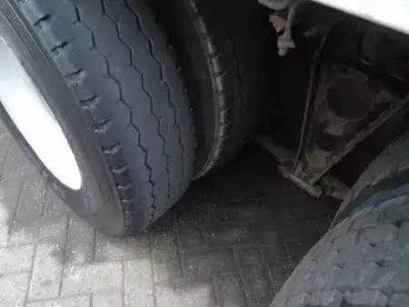 Lastbil 2003 DAF CF 85.380 + MANUAL + HMF 1680 + HYVA + 6X2 (14)