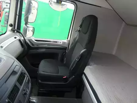 Lastbil 2018 DAF XF 106.480 + EURO 6 + SPOILER (10)