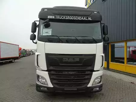 Lastbil 2018 DAF XF 106.480 + EURO 6 + SPOILER (14)