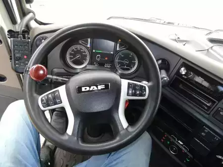 Lastbil 2018 DAF XF 106.480 + EURO 6 + SPOILER (17)