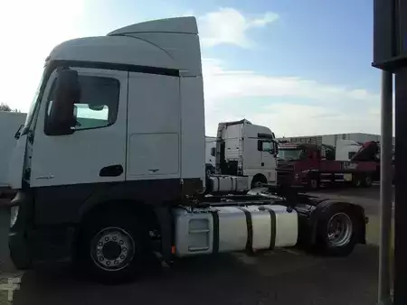 Kamion 2013 Mercedes-Benz Actros 1842 + euro 5 + spoiler (3)