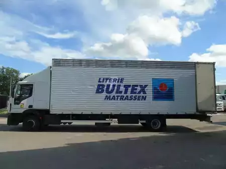 Camion 2019 Iveco Eurocargo 120E25 + EURO 6 + 196.000KM! (2)