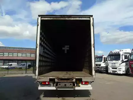 Camion 2019 Iveco Eurocargo 120E25 + EURO 6 + 196.000KM! (5)