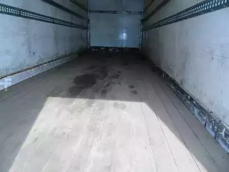 Náklaďák 2009 Renault Midlum 220 + euro 5 + MANUAL + lift + 12T (7)