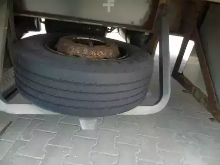 Remorques industrielles 2000 Burg frigo block lift (19)