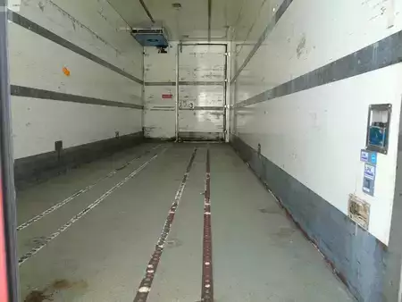 Remorques industrielles 2000 Burg frigo block lift (7)