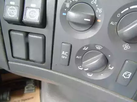 Kuorma-auto 2006 Volvo FH 440 + HIAB 422 E-7 + 8X4 + PERFECT CONDITION (14)