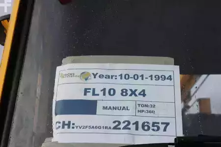 Grúas móviles 1994 Volvo FL 10 8X4 + CORMACH 34 mtr. + EURO 2 (20)
