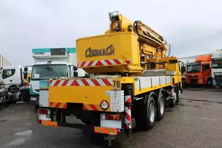 Grúas móviles 1994 Volvo FL 10 8X4 + CORMACH 34 mtr. + EURO 2 (6)