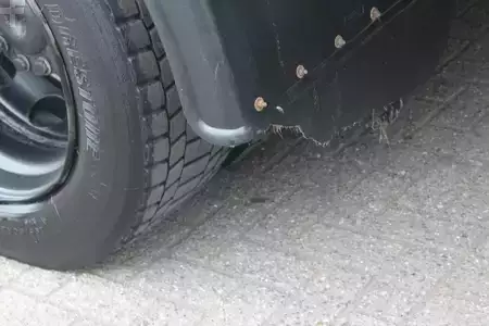 Camión 2012 Mercedes-Benz Antos 360 + euro 6 + lift (14)