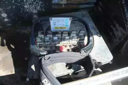 Kuorma-auto 2010 Volvo FM 370 + PALFINGER 23002  /6EXT + REMOTE + 6X2 STEERING (8)