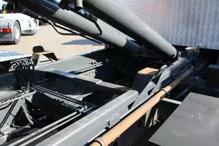 Lastbil 2003 Mercedes-Benz Atego reserved!!  1218 + HYVALIFT + CONTAINER + MANUAL (20)