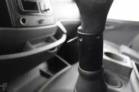 Kuorma-auto 2008 Mercedes-Benz Axor 1833 + tipper + manual (18)