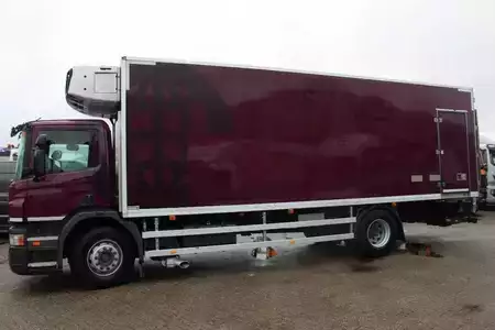 Kamion 2011 Scania P230 + CARRIER + euro 5 (4)
