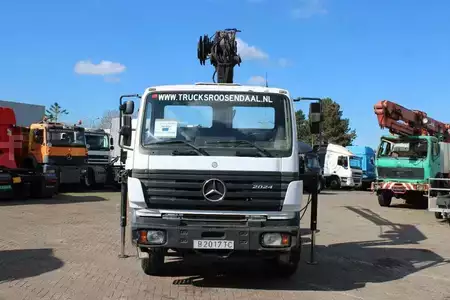 Kamion 1997 Mercedes-Benz SK 2024 + HIAB 125 + MANUAL (2)