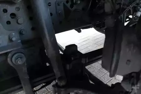 Camión 2013 Mercedes-Benz Antos 1830 + EURO 6 + NICE TRUCK (11)