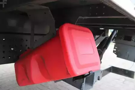 Camión 2013 Mercedes-Benz Antos 1830 + EURO 6 + NICE TRUCK (17)