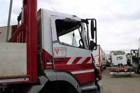 Kuorma-auto 2010 Mercedes-Benz Axor 2633 + 6x2 + euro 5 + manual (13)