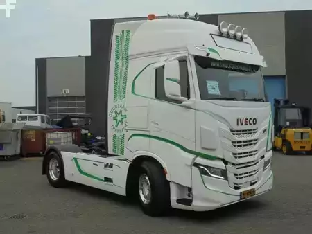 Camion 2020 Iveco S-WAY 460+ Euro 6 + LNG + CNG + Retarder (3)