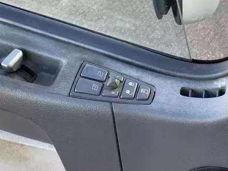 Kuorma-auto 2009 Volvo FM 370 + Euro 5 + Palfinger Z-Q170 Crane + 30ton NCH lift + Cont (15)