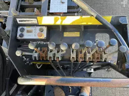 Kuorma-auto 2009 Volvo FM 370 + Euro 5 + Palfinger Z-Q170 Crane + 30ton NCH lift + Cont (18)