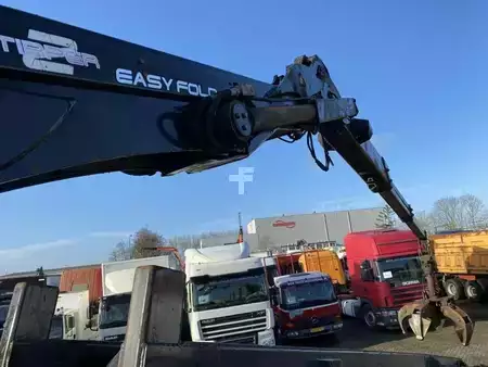 Kuorma-auto 2009 Volvo FM 370 + Euro 5 + Palfinger Z-Q170 Crane + 30ton NCH lift + Cont (19)
