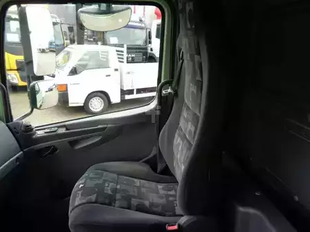 Lastbil 2010 Mercedes-Benz Atego 822 + Euro 5 + Dhollandia lift (18)