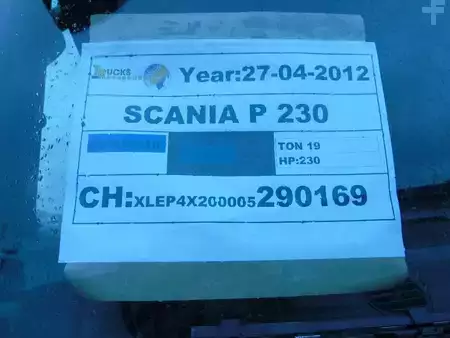 Kamion 2012 Scania P230 LOW KLM +  CARRIER + LOADLIFT + (3)
