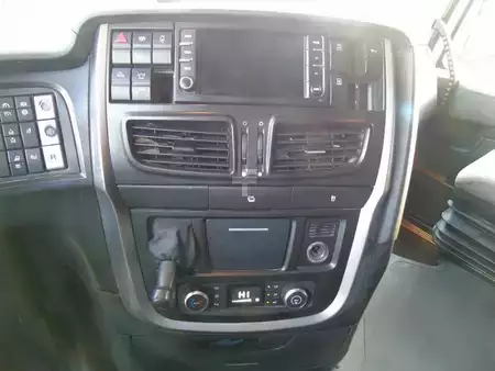 Camion 2017 Iveco Stralis 480 4X2 +RETARDER+ HYDRAULIC + EURO 6 (16)