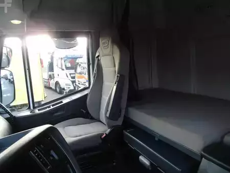 Camion 2017 Iveco Stralis 480 4X2 +RETARDER+ HYDRAULIC + EURO 6 (18)