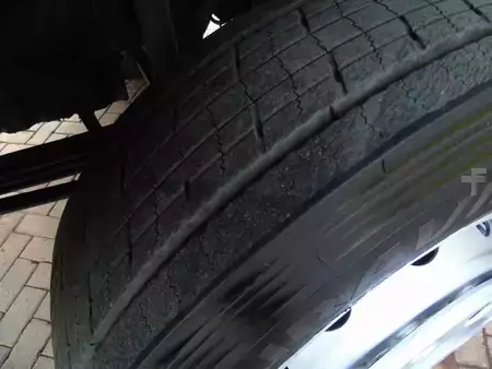 Kuorma-auto 2014 Mercedes-Benz Axor 1829 + euro 5 + lift + manual (17)