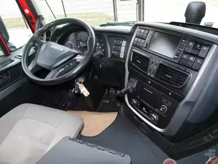 Camion 2017 Iveco Stralis 460  + RETARDER + 2.73H + LIFT + EURO 6 (20)