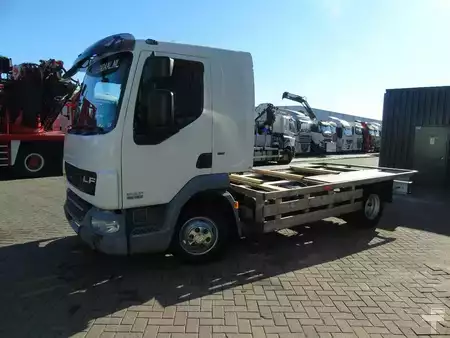 Kamion 2011 DAF LF 45.160 + euro 5 + manual (2)