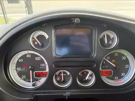 Camion 2013 DAF LF 55,250 + elevator + euro 5 (10)