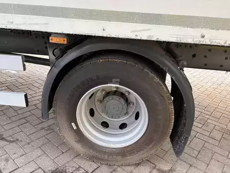 Camion 2013 DAF LF 55,250 + elevator + euro 5 (12)