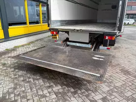 Camion 2013 DAF LF 55,250 + elevator + euro 5 (7)